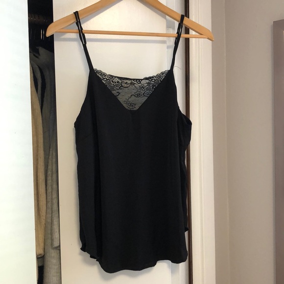 H&M Tops - HM silky lace tank
